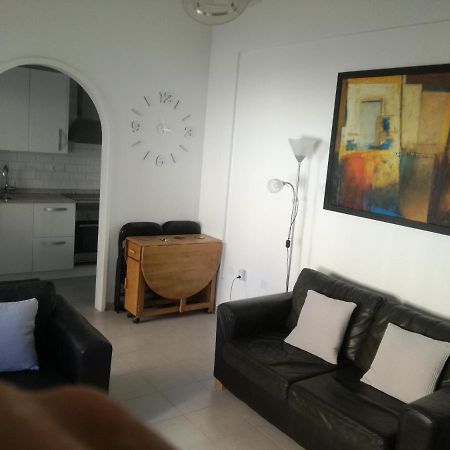 2 Bedroom Newly Renovated Bungalow Close To Bars & Restaurants Los Alcázares Exteriör bild