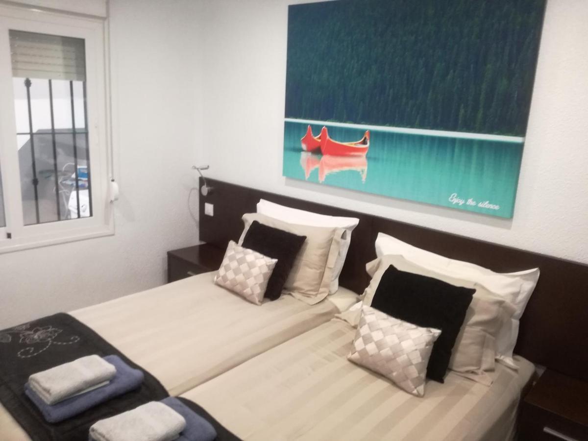 2 Bedroom Newly Renovated Bungalow Close To Bars & Restaurants Los Alcázares Exteriör bild